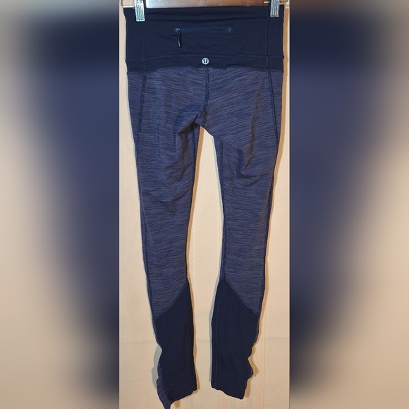 LULULEMON Athletica Deep Blue Leggings - Picture 2 of 5
